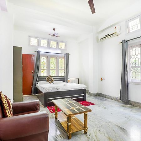 Green Vista Homestay Guwahati Luaran gambar